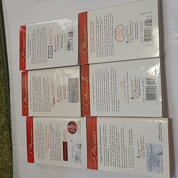 Harlequin & others Romance Bundle 16 books - Picture 8 of 10